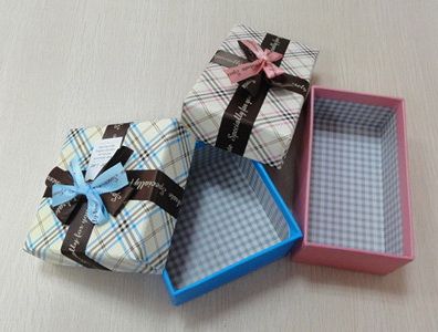 Paper gift box